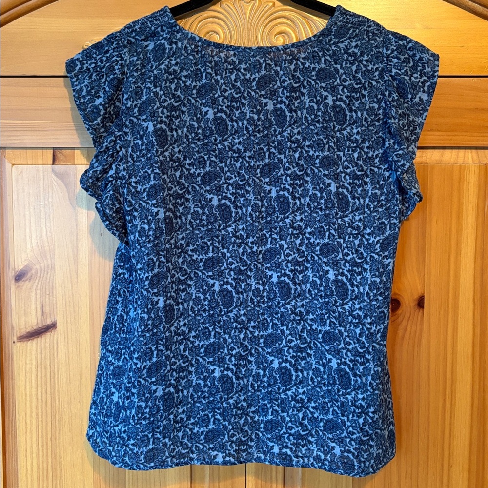 🌟HP🌟Style & Co. Gauze Flutter Sleeve Top - Picture 6 of 8